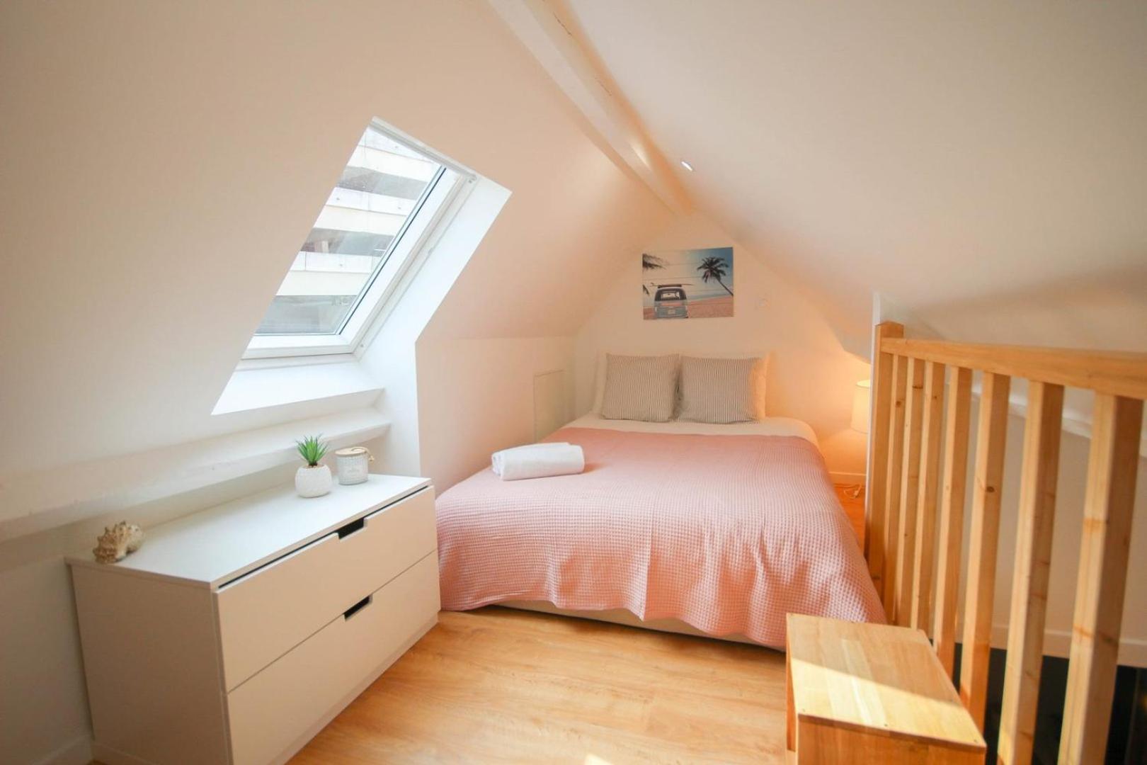 Bright, Fully-Equipped Apartment In Central Lille Bagian luar foto