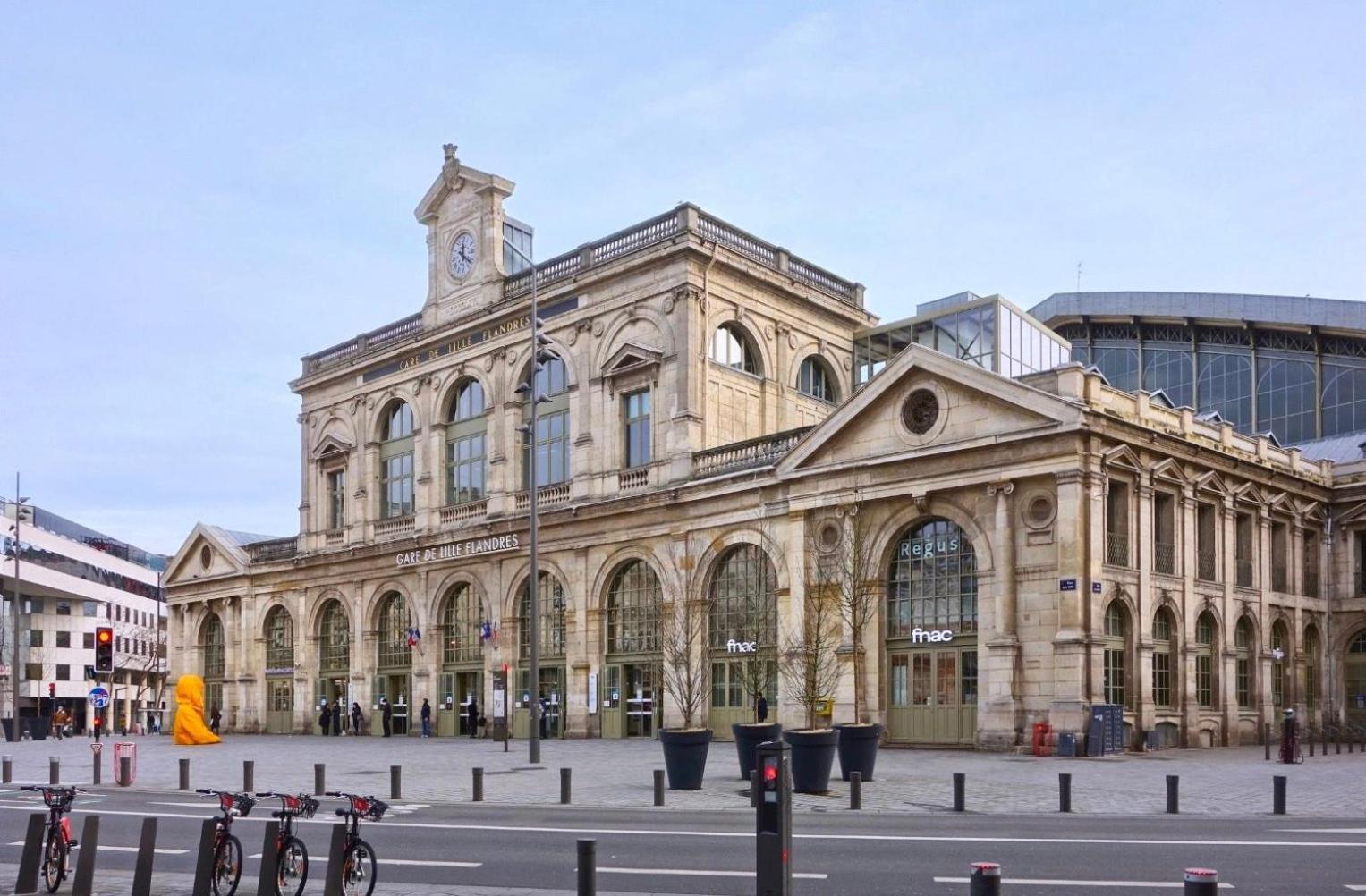 Bright, Fully-Equipped Apartment In Central Lille Bagian luar foto